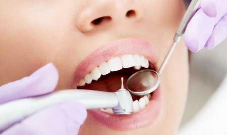 Протезирование зубов в Европе